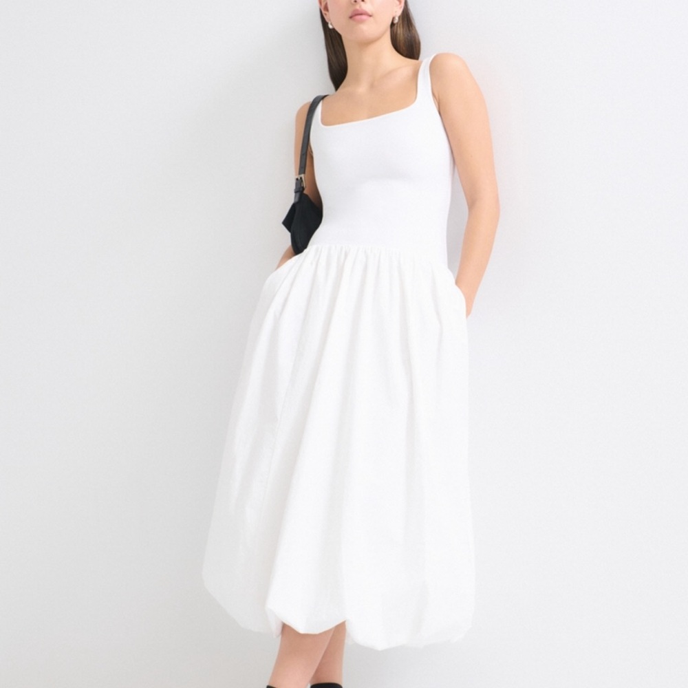 Abercrombie & Fitch Classic White Midi Dress